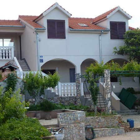 Apartmani Zmiric פרימוסטן מראה חיצוני תמונה