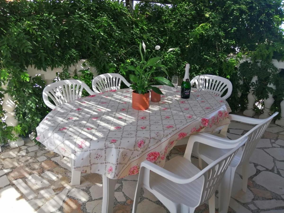 Apartmani Zmiric פרימוסטן מראה חיצוני תמונה