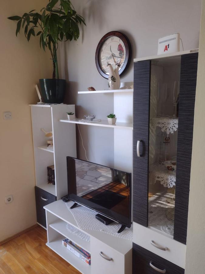 Apartmani Zmiric פרימוסטן מראה חיצוני תמונה