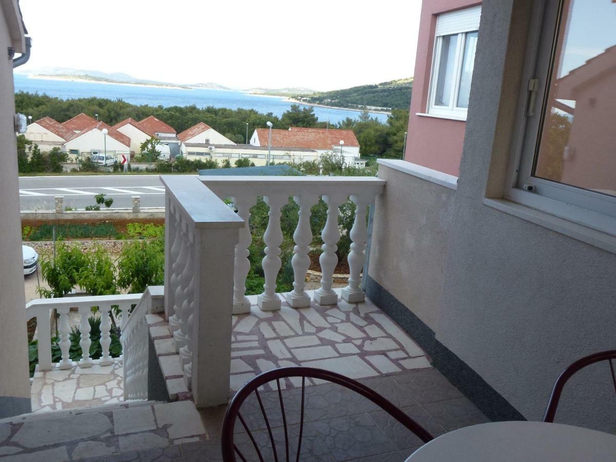 Apartmani Zmiric פרימוסטן מראה חיצוני תמונה