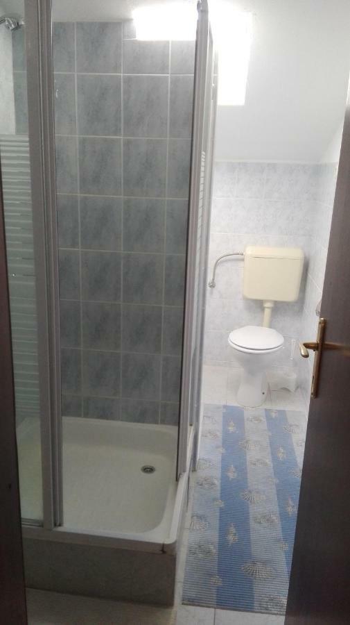 Apartmani Zmiric פרימוסטן מראה חיצוני תמונה