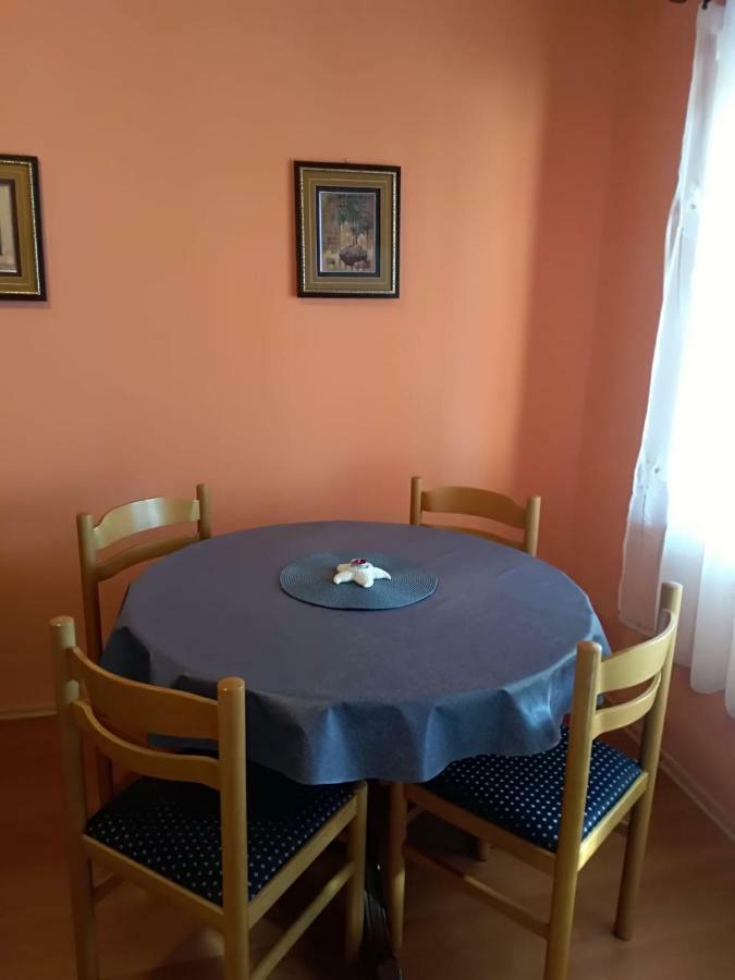 Apartmani Zmiric פרימוסטן מראה חיצוני תמונה